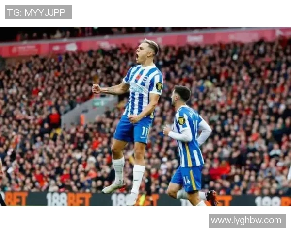 英超布鲁诺引领曼联崛起新篇章球迷热议他的精彩表现与未来潜力