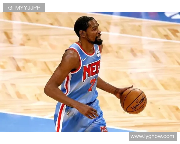 篮网球星杜兰特伤愈复出，备战新赛季首场比赛